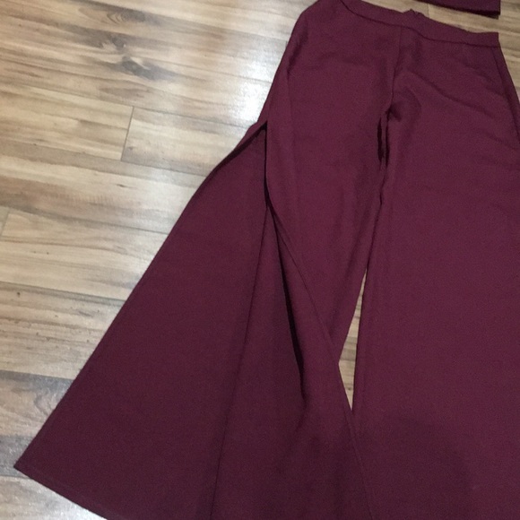 Burgundy classy set - Picture 2 of 6